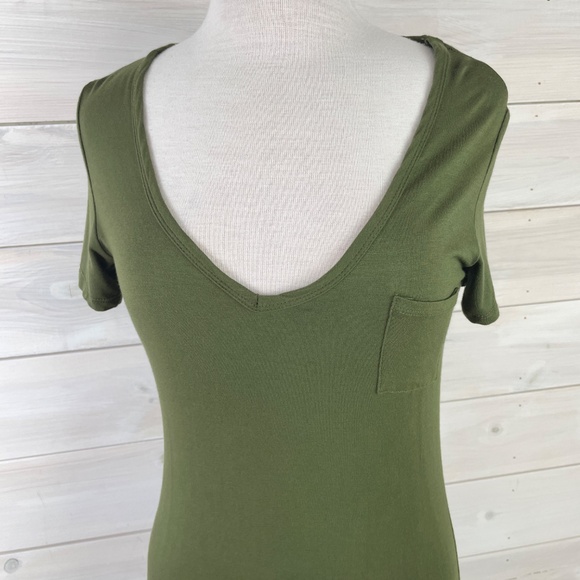Velvet Torch Olive Green short sleeve Maxi T-Shirt Dress - Picture 2 of 7